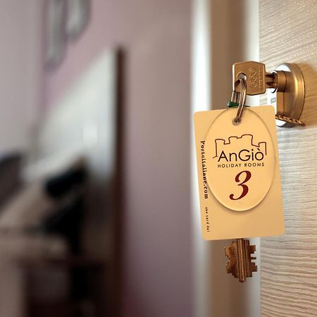 Angio Holiday Rooms ナポリ エクステリア 写真