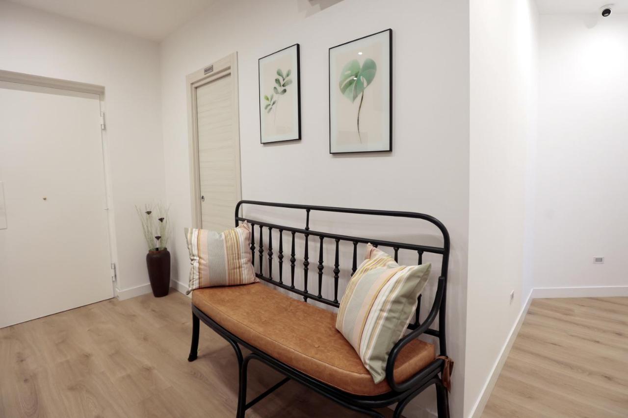Angio Holiday Rooms ナポリ エクステリア 写真